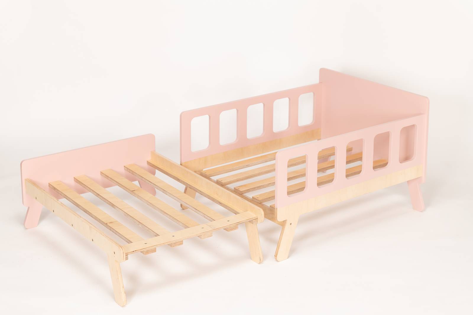 Mitwachsendes Babybett 90x80 - 80x120 cm mit Matratze - umbaubar zum Juniorbett & Sofa Pink - Sämann 